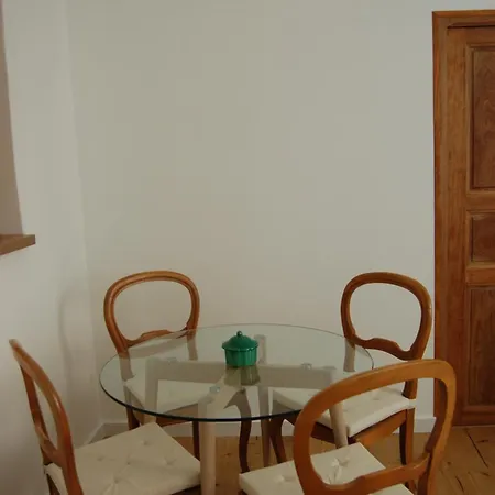 Au Coeur De L'ecusson Apartment Nîmes