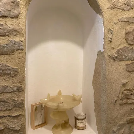 Au Coeur De L'ecusson Nimes